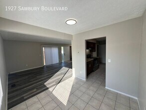 1927 Sawbury Blvd in Columbus, OH - Building Photo - Building Photo