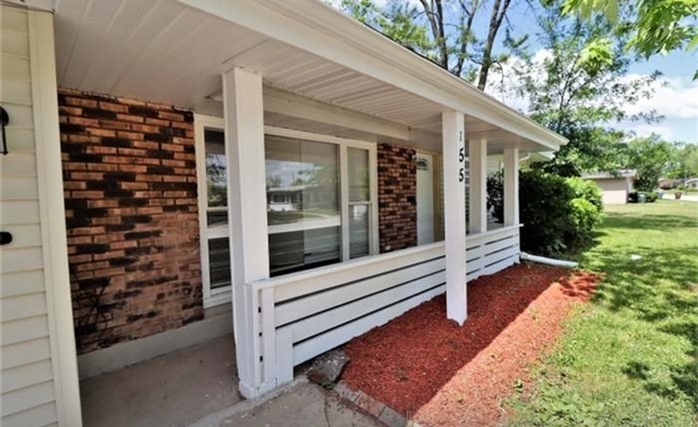 155 Algonquin St in Park Forest, IL - Foto de edificio - Building Photo