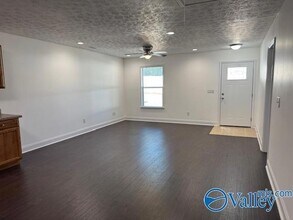 23410 Miss Leslie Wy in Athens, AL - Foto de edificio - Building Photo