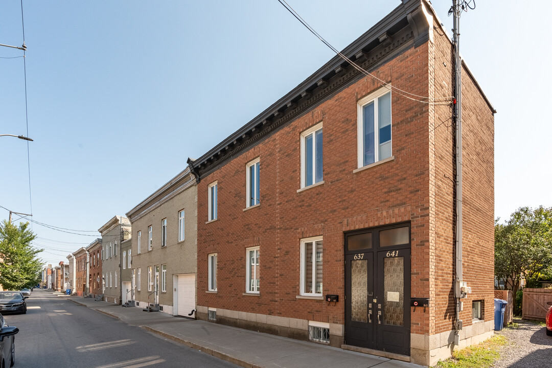 635 Hermine Rue in Québec, QC - Building Photo