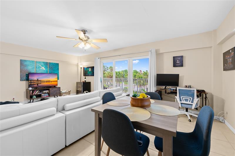 95 N Birch Rd in Fort Lauderdale, FL - Building Photo