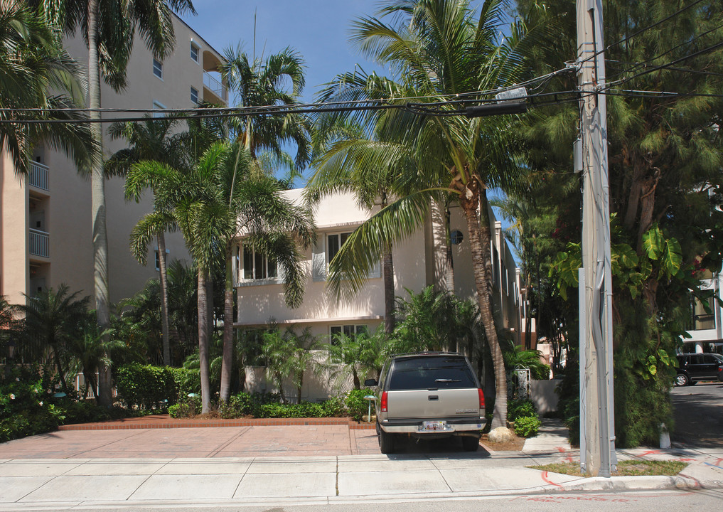 309 Sunset Dr in Fort Lauderdale, FL - Foto de edificio