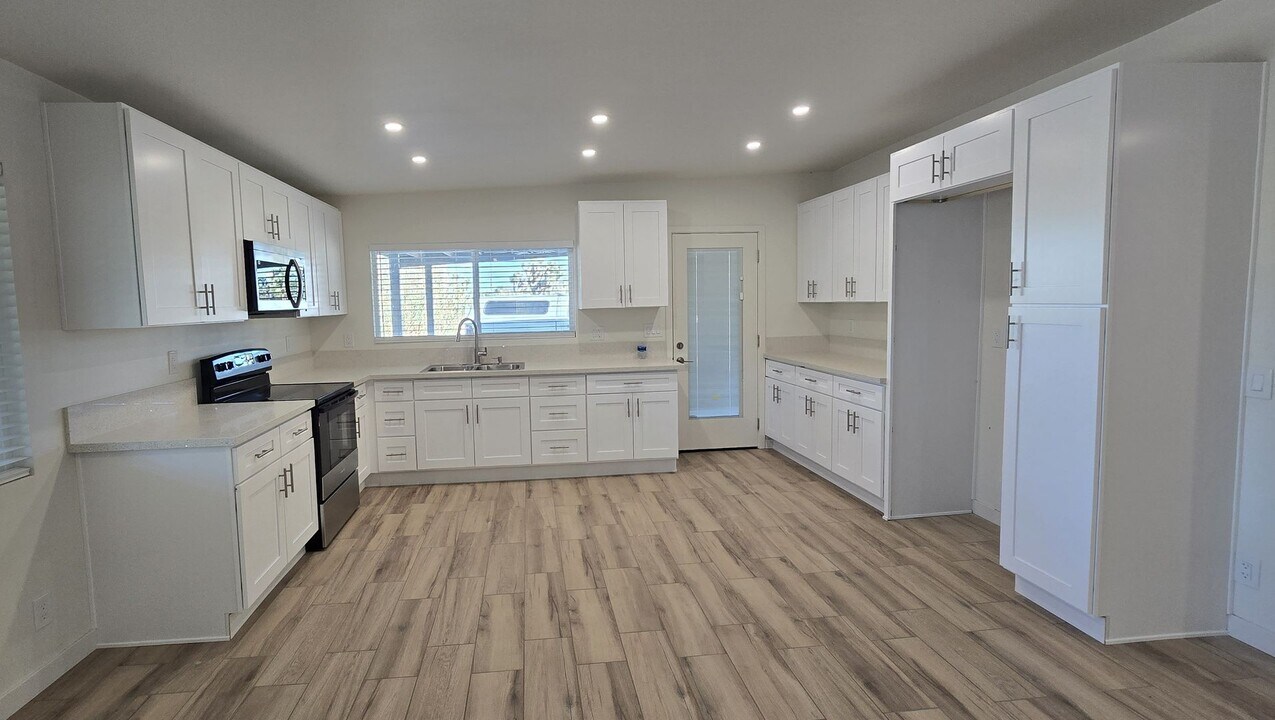 55241 Tule Trl in Yucca Valley, CA - Building Photo