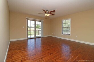 2490-2492 Travelers Way in Jackson, MO - Building Photo - Building Photo