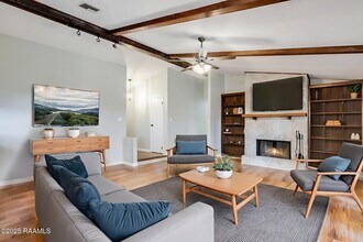 103 Pinion Cir in Lafayette, LA - Building Photo - Building Photo