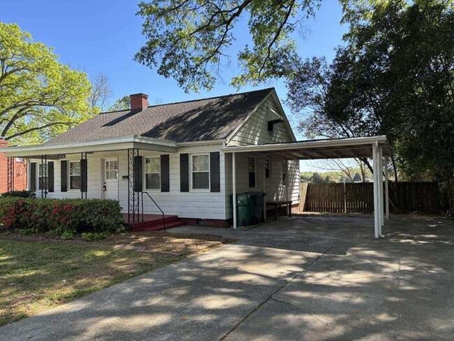 4716 Elder Ave in Charlotte, NC - Building Photo - Building Photo