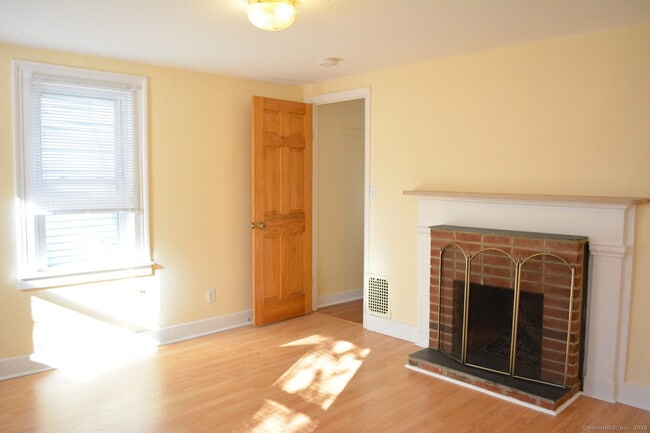 183 Bradley St in New Haven, CT - Building Photo - Building Photo