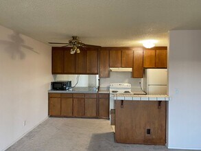 965 Shorepoint Ct in Alameda, CA - Building Photo - Building Photo