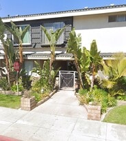 Downey West Garden Apartments