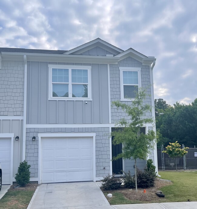 property at 3168 Journal Ct