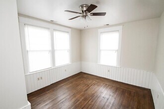 4526 Smith Rd, Unit 1 in Cincinnati, OH - Building Photo - Building Photo