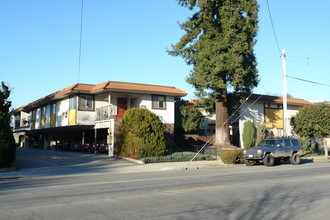 University Gardens in Santa Clara, CA - Building Photo - Building Photo