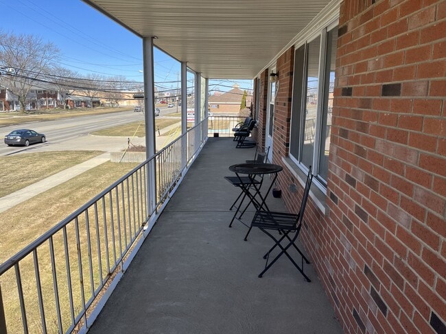 31914 Harper Ave in St. Clair Shores, MI - Building Photo - Building Photo