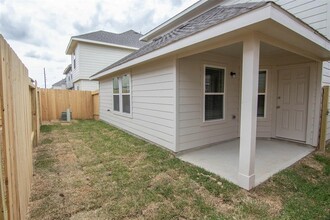 18511 Medway River Trl in Katy, TX - Foto de edificio - Building Photo
