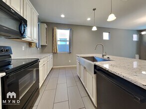 1435 N Balboa in Mesa, AZ - Foto de edificio - Building Photo