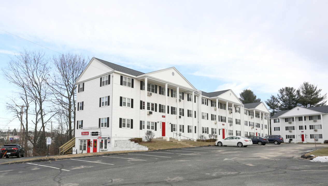 105 Portsmouth Ave in Exeter, NH - Building Photo