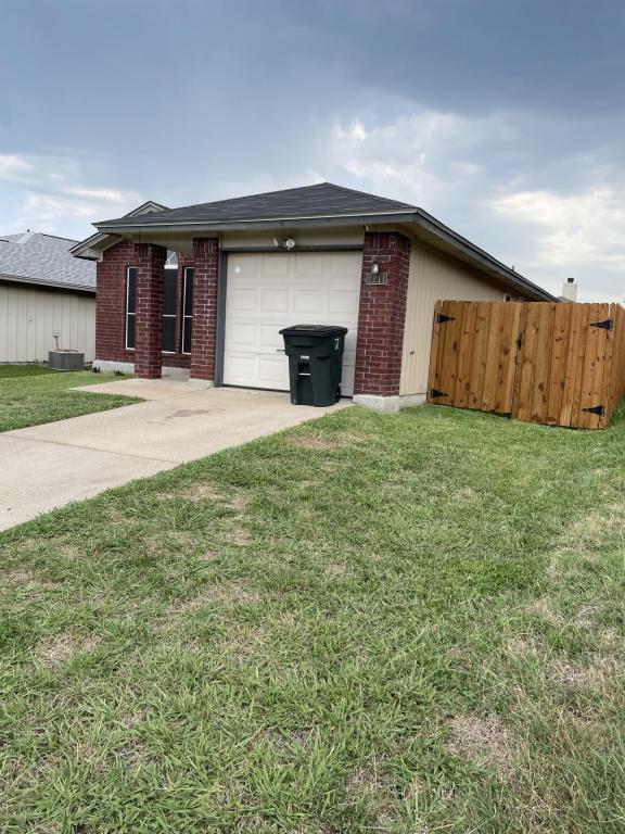 2211 Garrett Dr in Killeen, TX - Building Photo - Building Photo