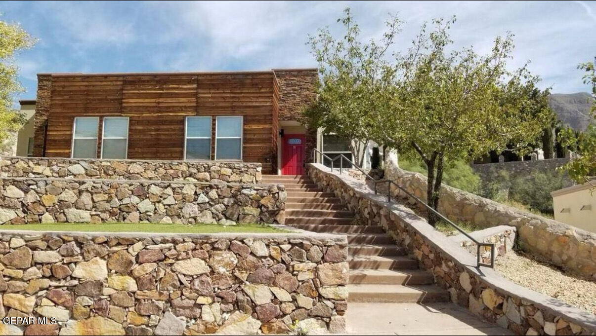 4717 Pistolero Ln in El Paso, TX - Building Photo