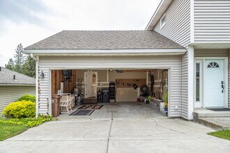 4925 S Kip Ln in Spokane, WA - Building Photo - Building Photo