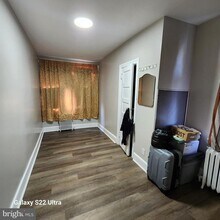 5490 W Berks St in Philadelphia, PA - Building Photo - Building Photo
