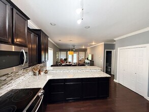 1133 Airport Rd in Hot Springs, AR - Building Photo - Building Photo