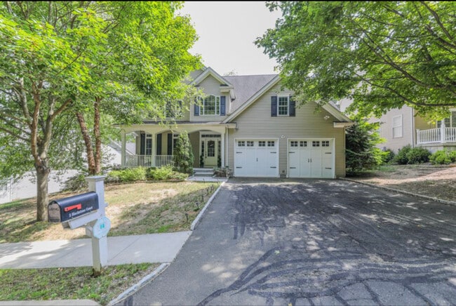 property at 2 Blackstone Ct