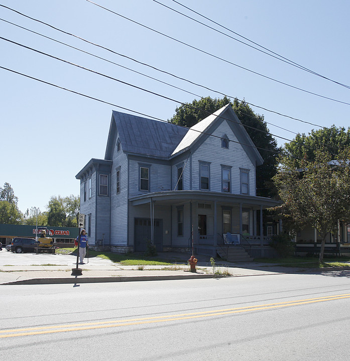 25 River St in Fort Plain, NY - Building Photo