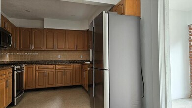 1003 N 17th Ave in Hollywood, FL - Building Photo - Building Photo