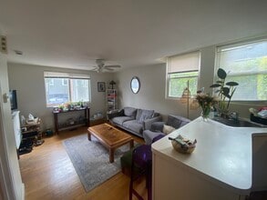 75 5th St, Unit 1 in Cambridge, MA - Building Photo - Building Photo