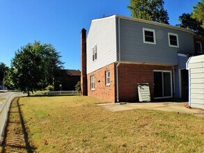 2259 Sedgewick Dr in Virginia Beach, VA - Building Photo - Building Photo