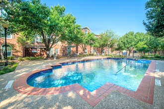 Evergreen at Mesquite Senior Housing in Mesquite, TX - Foto de edificio - Building Photo