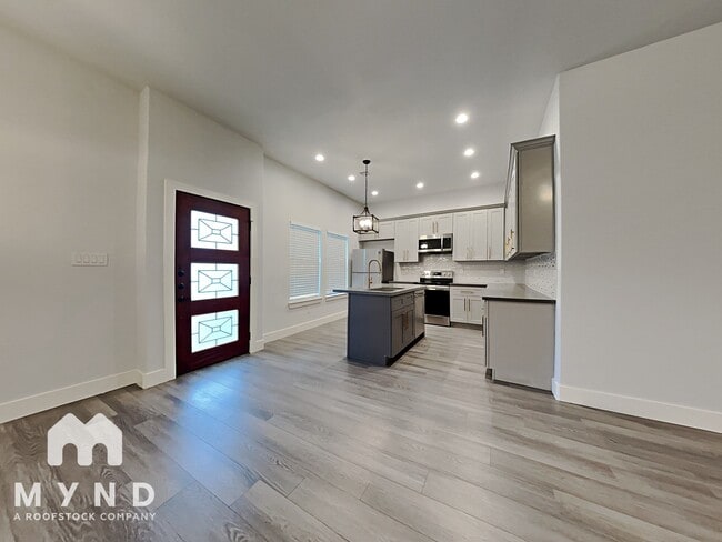 4826 Paula St in Houston, TX - Foto de edificio - Building Photo