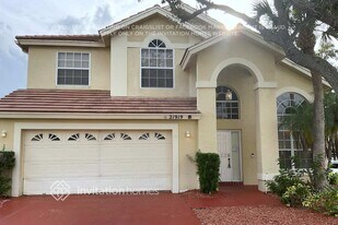 21919 Philmont Ct in Boca Raton, FL - Building Photo