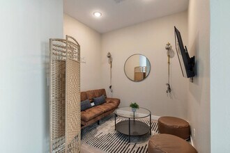 16601 N Parkview Pl in Surprise, AZ - Building Photo - Building Photo