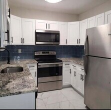 2340 Avenue M in West Palm Beach, FL - Building Photo - Building Photo