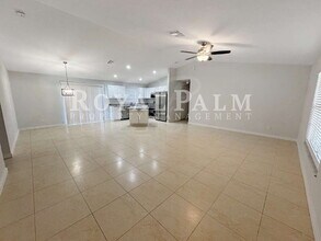 210 Manatee St in Ft. Myers, FL - Building Photo - Building Photo