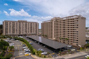 Sunset Lakeview in Honolulu, HI - Building Photo
