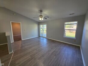 6165 Pinnacle Blvd in Indianapolis, IN - Building Photo - Building Photo