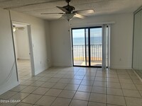 2390 Ocean Shore Blvd in Ormond Beach, FL - Building Photo - Building Photo