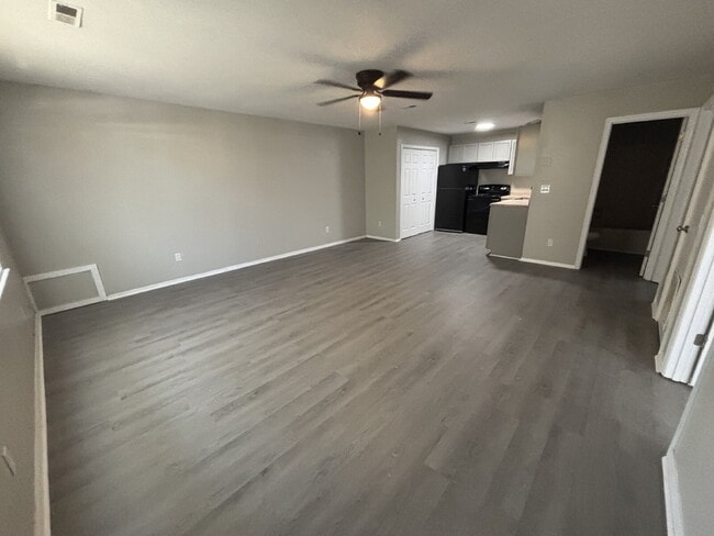 property at 401 Elm Ave