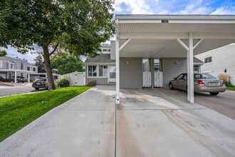 11803 Garfield Cir in Thornton, CO - Building Photo - Building Photo