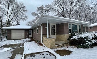 2813 64th Ave N in Minneapolis, MN - Building Photo