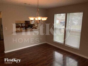 7756 Castle Ridge Ct in Indianapolis, IN - Building Photo - Building Photo