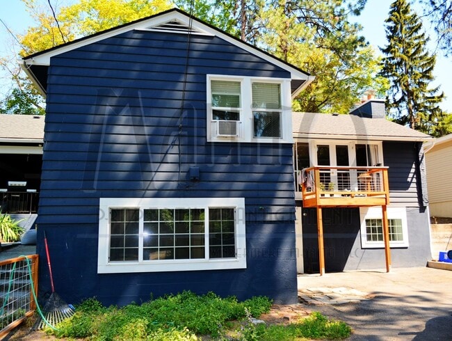 property at 1624 S Grand Blvd