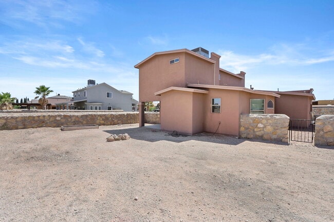 2300 Glitter Point in El Paso, TX - Building Photo - Building Photo