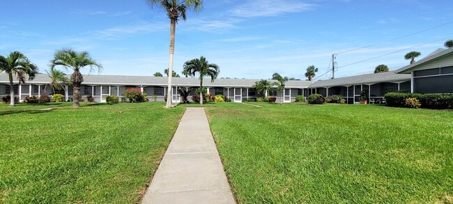 property at 100 The Espl N