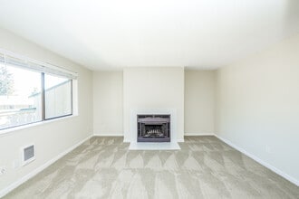 Swiss Gables in Kent, WA - Foto de edificio - Interior Photo