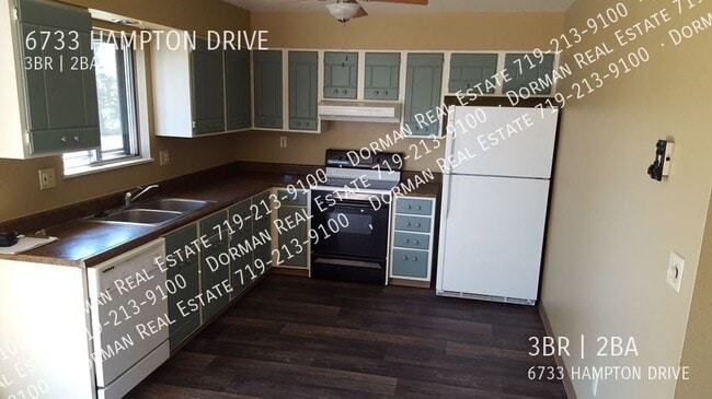 6733 Hampton Dr in Colorado Springs, CO - Building Photo - Building Photo