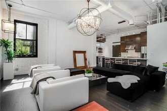 3235 Roswell Rd NE in Atlanta, GA - Building Photo - Building Photo