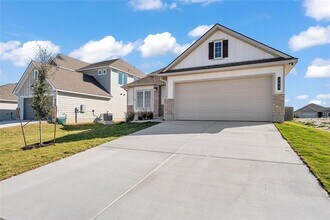 262 Boatright Blvd in Jarrell, TX - Building Photo - Building Photo